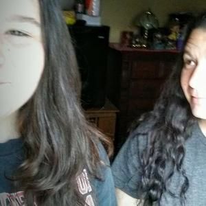 Meet your Posher, Hailey